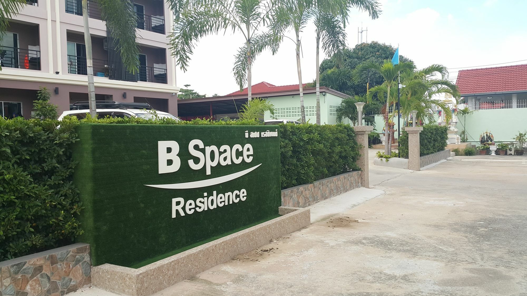 B Space Residence Nongprue Kültér fotó